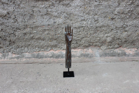 Skulptur med händer - My Home My Way