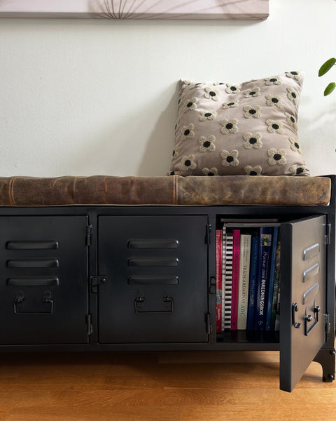 Metallbänk med skinnsits - Svart - My Home My Way