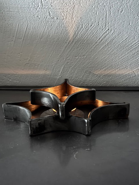 Mindre ljusstake av smide