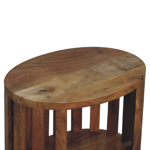 Sängbord i solitt trä