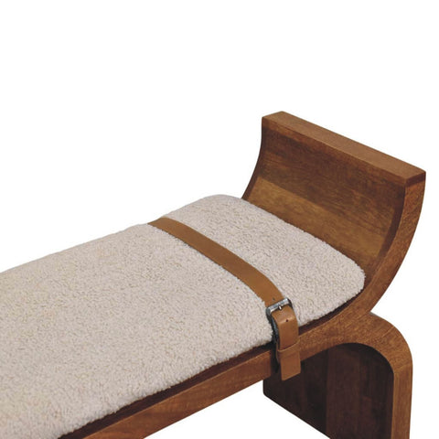 Kurvad bänk med mjuk sits