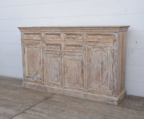 Vackert lågt vintageskåp - My Home My Way    