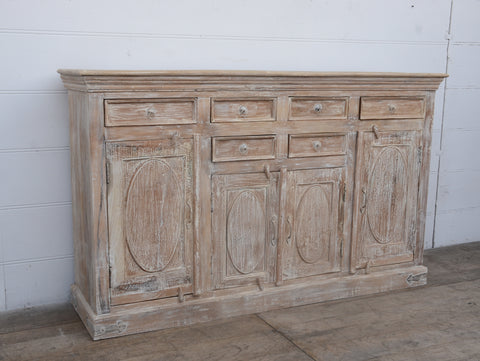 Vackert lågt vintageskåp - My Home My Way    