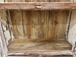 Vackert mörkt vintageskåp