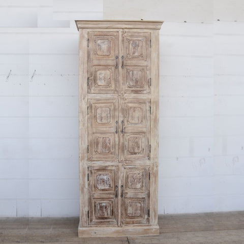 Högt vintageskåp - My Home My Way    